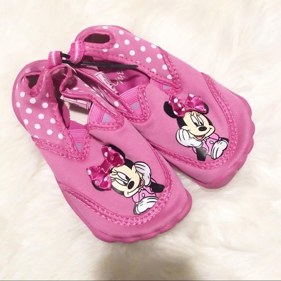 minnie mouse water shoes
